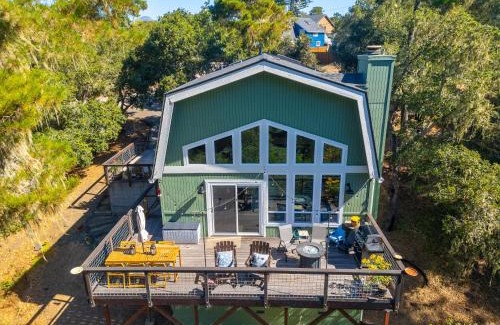 Marine Terrace Casa | Coastal Retreat King Beds Big Sur Cabin EVCharger