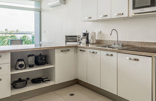 Puntarenas Condominio | Coastal Serenity in El Roble: Your Perfect Getaway! Water views and Balcony