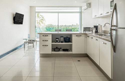 Puntarenas Condominio | Coastal Serenity in El Roble: Your Perfect Getaway! Water views and Balcony