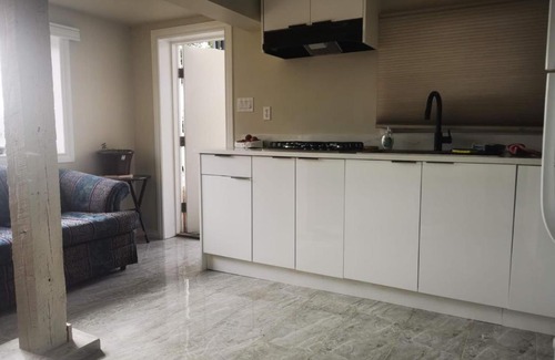 Victoria West Apartamento | Coastal Serenity Suites