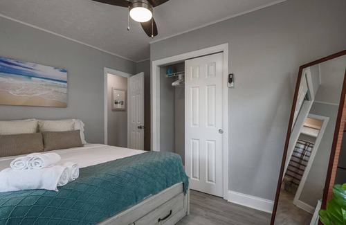 Clearwater Casa | Coastal Style Home Central to Beaches