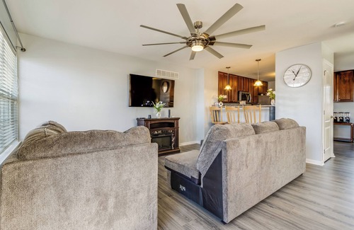 Sussex County Casa | Coastal Townhome Near DE & MD Beaches!