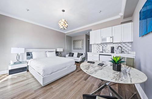 Palm Beach - West Palm Beach Hotel | Coastal View Terrace