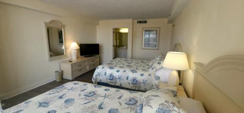 Ortona Park Casa | Coastal Views Spacious Beachfront Condo