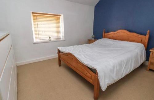 Ffynnongroyw Casa | Coastal Village Cottage