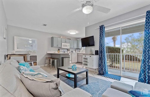 WaterSound West Beach Condominio | CoastalBungalow-Renovated 2BR/2BA Beachside Villa!