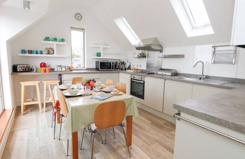 Wyke Regis Cabaña | COASTGUARD LOOKOUT, family friendly in Wyke Regis
