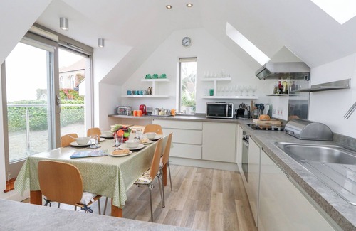 Wyke Regis Cabaña | COASTGUARD LOOKOUT, family friendly in Wyke Regis