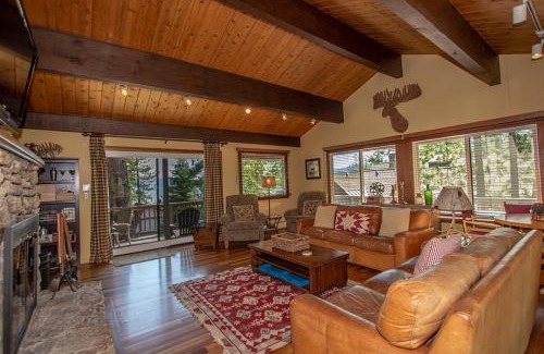Lake Forest Casa | Coates By Hauserman Rentals