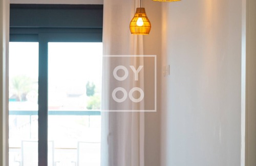 Mil Palmeras Apartamento | Cobalt Canvas Residence, Luxury Seaview Flat, by OYOOSTAYS