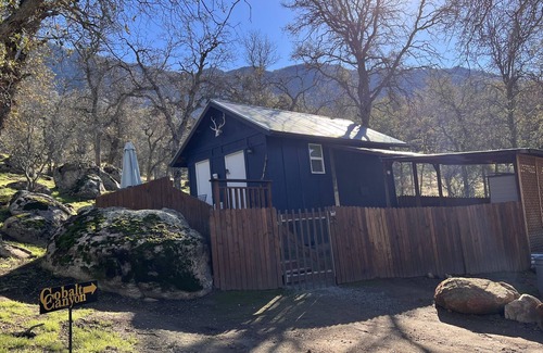 Three Rivers Cabina | Cobalt Canyon Off Grid Glamping Oasis