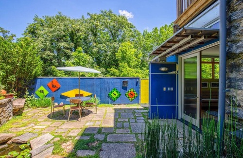 Downtown Asheville Apartamento | Cobalt Corner Dog Friendly Park Free Onsite