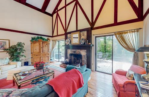 Lake Sequoyah Casa | Cobb House