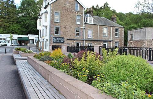Dunblane Casa | Cobbler's Cottage