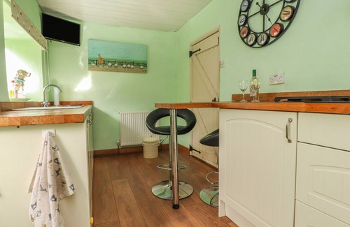 Haworth Casa | COBBLERS COTTAGE, pet friendly, with open fire in Haworth