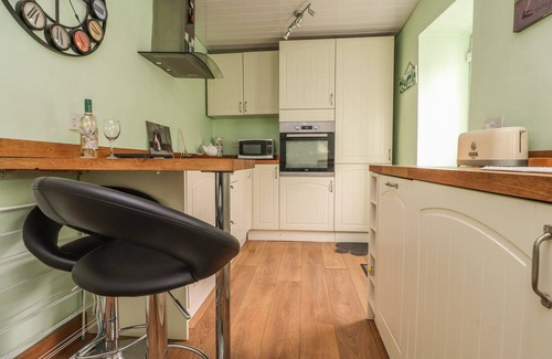 Haworth Casa | COBBLERS COTTAGE, pet friendly, with open fire in Haworth