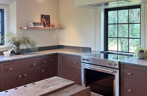 Ferndale Casa | Cobblestone cottage