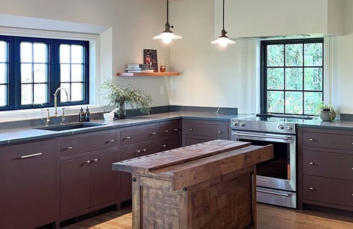 Ferndale Casa | Cobblestone cottage