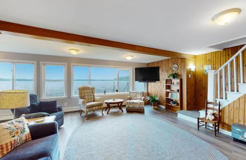Winthrop Casa | Cobbossee Hideaway