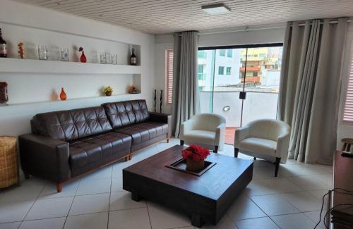 Prainha Apartamento | Cobertura com 3 Quartos a 1 Minuto da Prainha