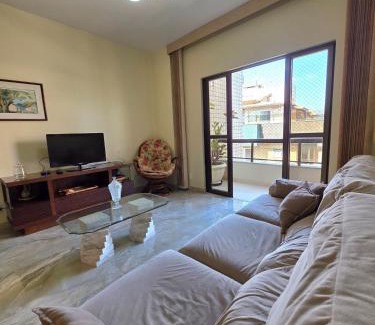 Cabo Frio Apartamento | Cobertura com piscina no bairro mais charmoso de Cabo Frio, 400mts da praia do Forte