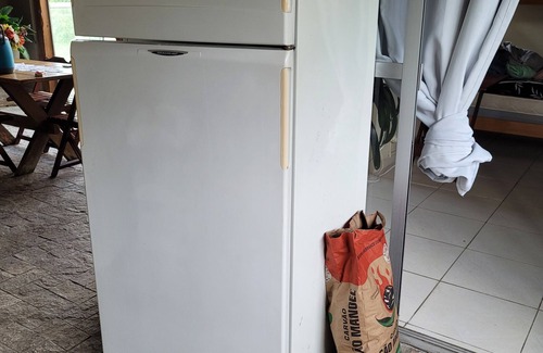 Vila Julia Apartamento | Cobertura estilo loft no Guarujá 🏖