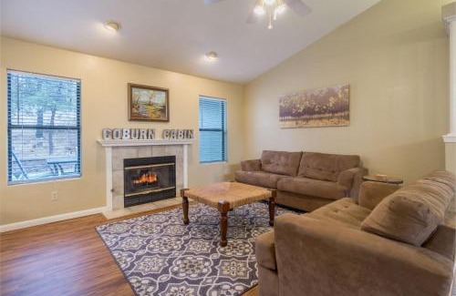 Flagstaff Casa | Coburn Cabin @ Country Club Game Room New Central AC Pet and Family-Friendly