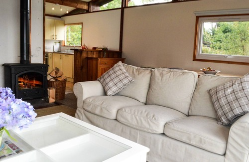 Tighnabruaich Chalet De Esquí | Cáscara de nuez Lodge ubicado en el borde de las aguas cerca de la nutria Ferry-mascotas