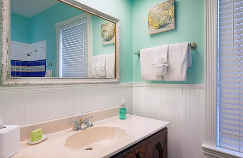 Downtown Casa | Coco Plum Inn