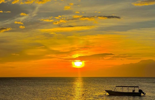 San Juan Complejo | Coco Sunset Beach Resort