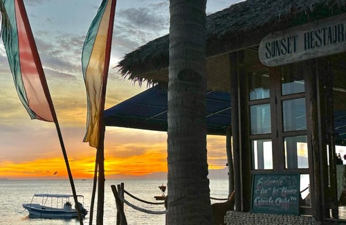 San Juan Complejo | Coco Sunset Beach Resort