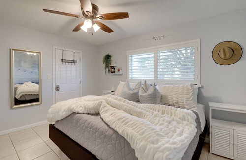 Cocoa Beach Apartamento | Cocoa Beach Vacation Rental: Walk to Shops!