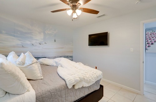 Cocoa Beach Apartamento | Cocoa Beach Vacation Rental: Walk to Shops!