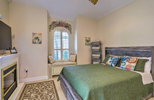 Cocoa Isles Country Club Casa | Cocoa Beach Studio about 2 Mi to the Sandy Shore!