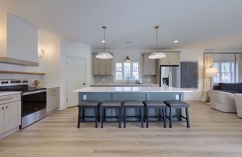 Hummelstown Casa | This house is a 5 bedroom(s), 3 bathrooms, located in Hummelstown, PA.