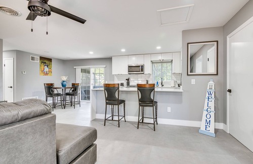 College Manor Casa | Cocoa Home w/ Large Yard: 3 Mi to Indian River!