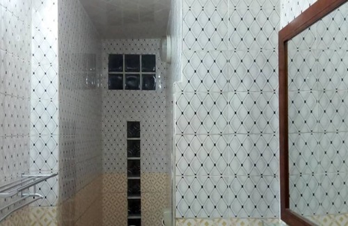 Deux Plateaux Casa | Cocody Guesthouse Galerie
