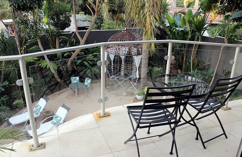 Hartbeespoort Casa | Cocomo Guesthouse, Spa and Conference Centre