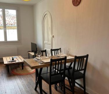 Bazas Apartamento | Cocon au cœur du centre ville de Bazas