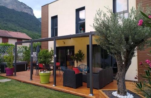 Lumbin Casa | Cocon au pied de la Chartreuse