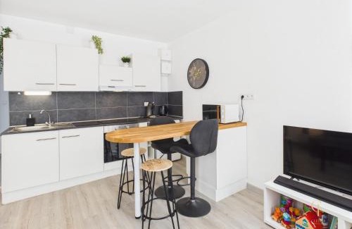 Mulhouse Apartamento | Cocon Blanca- 1er étage prox centre Mulhouse