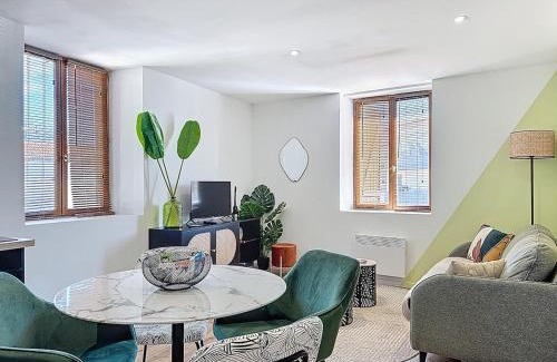 Aulnat Apartamento | Cocon cosy proche aéroport Tout équipé Aulnat3