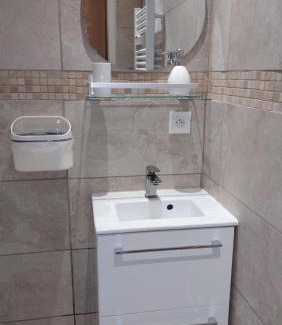 Route d'Arles Apartamento | cocon douillet centre gare Nîmes