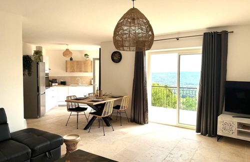 Callian Casa | Cocon La Belle Vue, vue Imprenable, Coeur Village