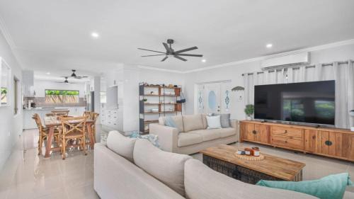 Palm Cove Casa | Coconut and Lime - Palm Cove