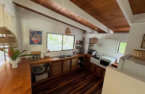 Cooloola Cove Casa | Coconut Cottage Bush Retreat- Pet Friendly