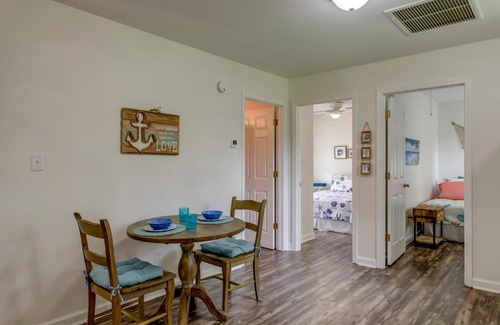 Pass Chateau Harbor Casa | Coconut Cottage - Feel like you are sleeping in a treehouse! Bikes included - close to bike trail home