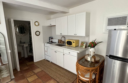Harbordale Cabaña | Coconut Cottage 1 bed & 1 bath