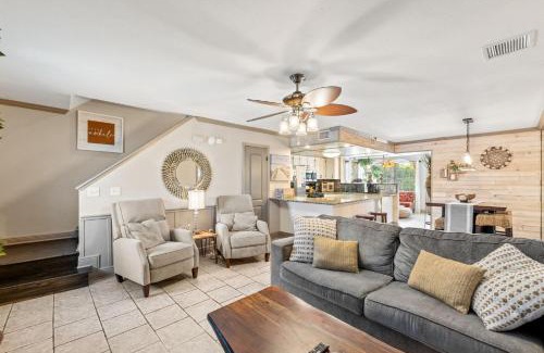 Panama City Beach Casa | Coconut Cottage