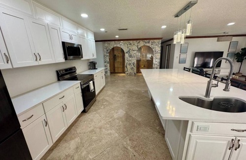 Coconut Creek Casa | Coconut Creek Poolside Retreat
